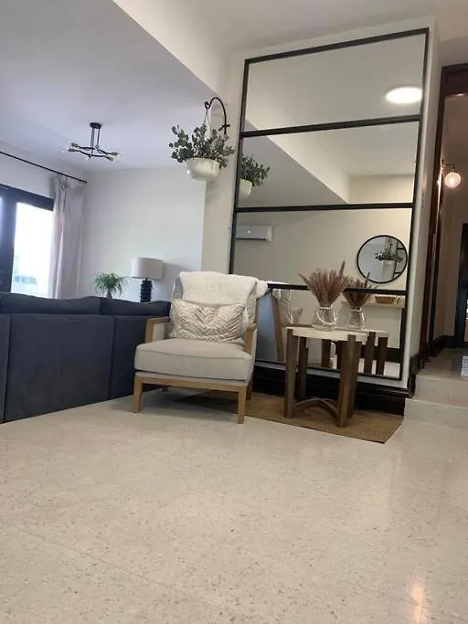 Private Rooms In Duplex Home W 4 Baths Fq Beds 1-3Ppl サンジョアン 0*,