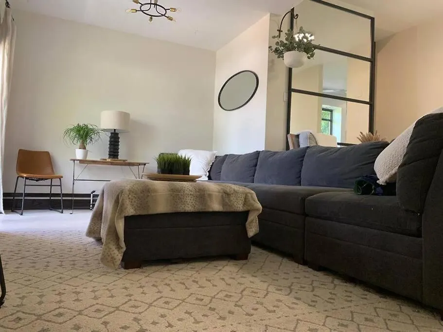 Private Rooms In Duplex Home W 4 Baths Fq Beds 1-3Ppl サンジョアン ホームステイ