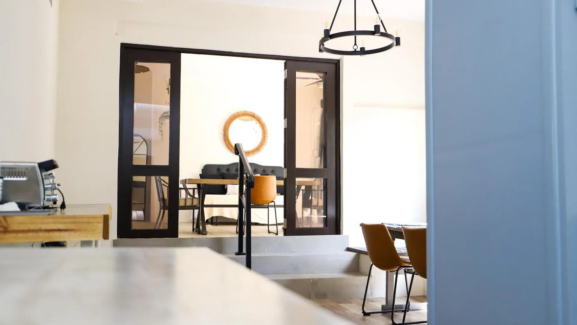 ホームステイ Private Rooms In Duplex Home W 4 Baths Fq Beds 1-3Ppl サンジョアン